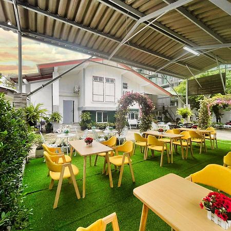 Magic Garden Residence Банкок Екстериор снимка